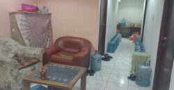 one single room for rent in 4 BHK apartment