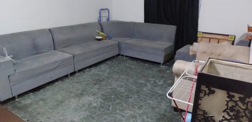 1BHK one separate room available for rent with separate washroom and sharing kitchen