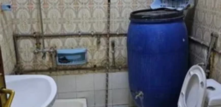 3BHK Semi-Furnished Family Flat for Temporary Rent