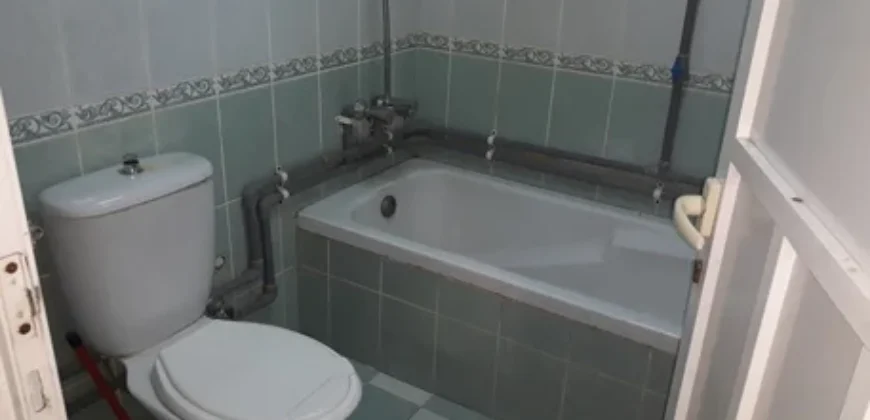 1 BHK family flat for long time term rent in Jubail