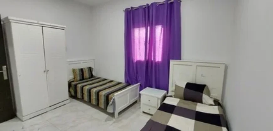 SAR 2400/month, Furnished, 2BHK Family Flat with Hall, Free Electricity, Water & Wifi   2/2