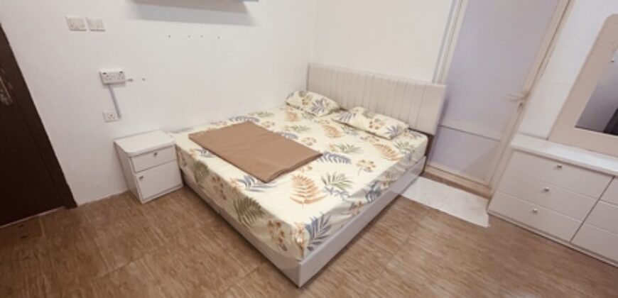 SAR 1800 | Furnished Family Room with Shared Kitchen – Perfect for Indian Couples or Small Families