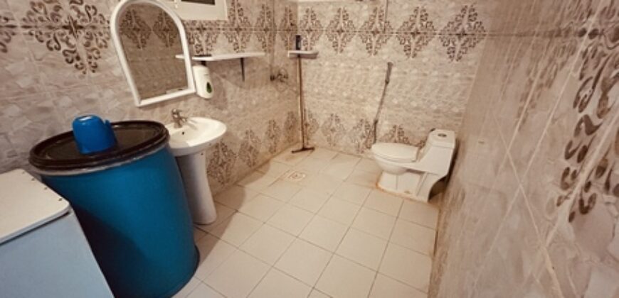 SAR 1800 | Furnished Family Room with Shared Kitchen – Perfect for Indian Couples or Small Families