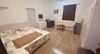 SAR 1800 | Furnished Family Room with Shared Kitchen – Perfect for Indian Couples or Small Families