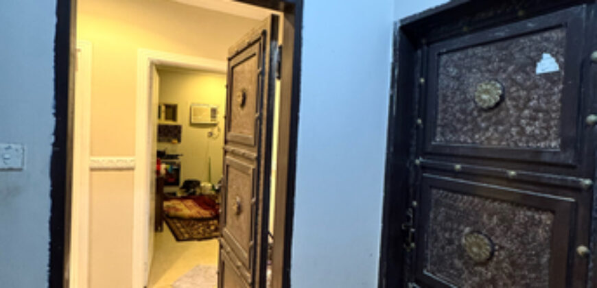2BHK Furnished Flat for Small Family Without Hall – SAR 2000/Month