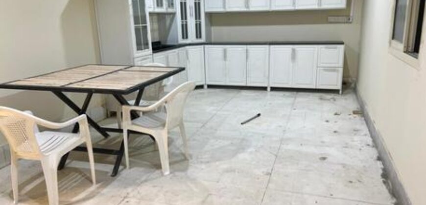 2 BHK Family Flat for Rent Near Obeid Hospital