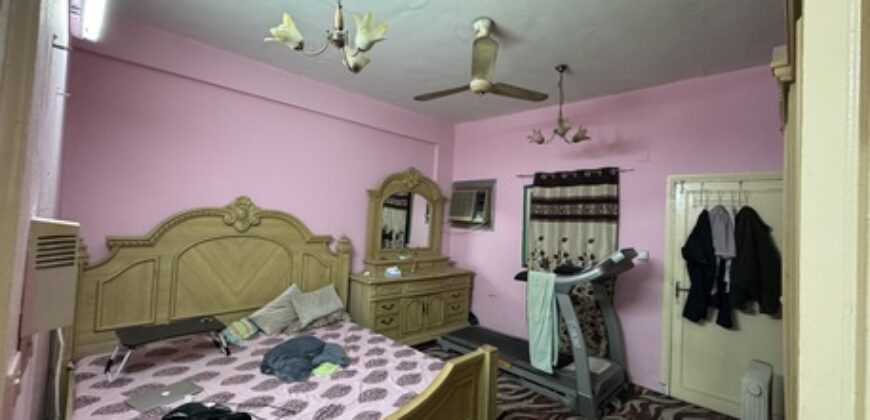 2BHK Flat for Sale in Riyadh with Household Items – SAR 40K