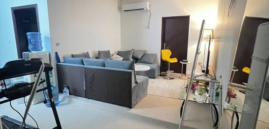 Furnished Room Available for Executive Bachelor
