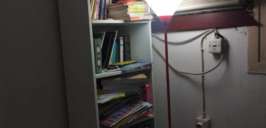 Single Separate room available on NOW