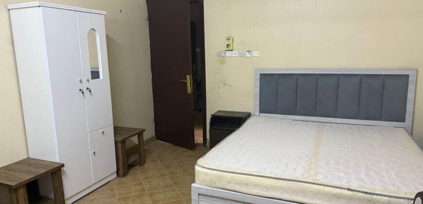 Room for rent in Manfouha Exit 21-SAR1,000 / Month