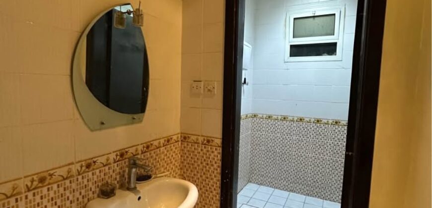 900/per month for single executive bachelor Exit 28 Riyadh