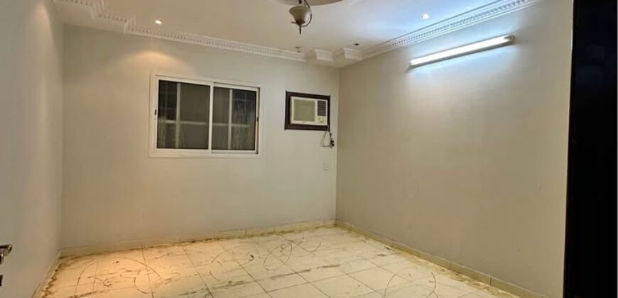 900/per month for single executive bachelor Exit 28 Riyadh