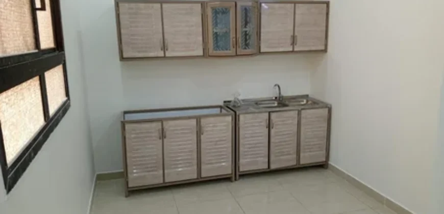 unfurnished 2bhk shifa/ 2000/Year