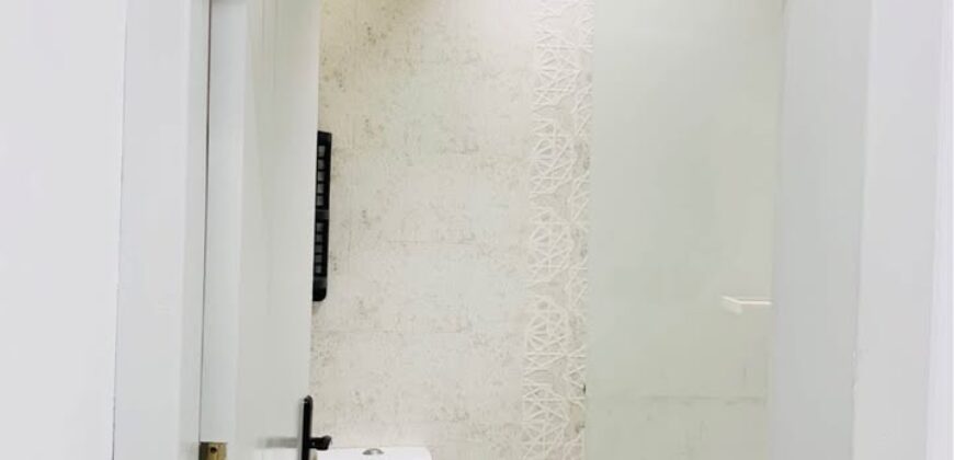 Luxury Furnished Apartment for Rent in Alhazm Riyadh – Private Entrance & Parking