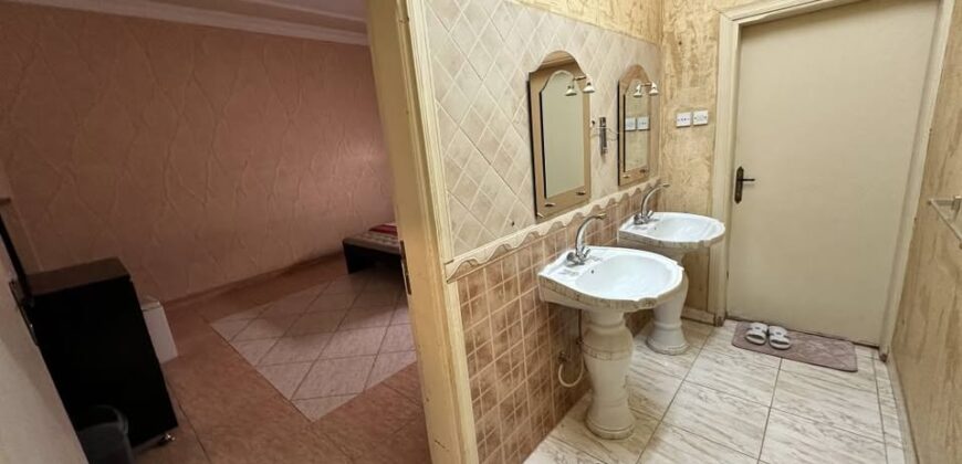 Furnished Room for Rent in Exit 10, King Abdullah Road – SAR 1,250/Month