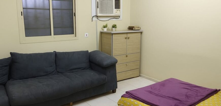 Comfortable Furnished Room for Rent in Al-Malaz Riyadh – SAR 1,350/Month