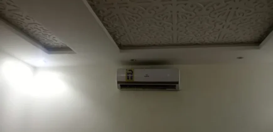 2-Bedroom Furnished Apartment with Lounge in Al-Muzahmiyya – All Bills Included