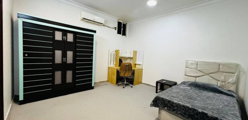 Modern Furnished Room for Rent in Al Nuzha Riyadh – SAR 1,800/month
