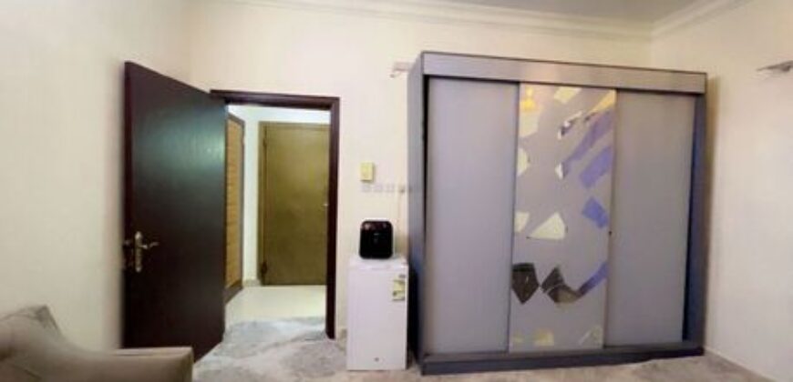 Fully Furnished Room for Rent in Al Hamra, Riyadh – SAR 1,500/Month