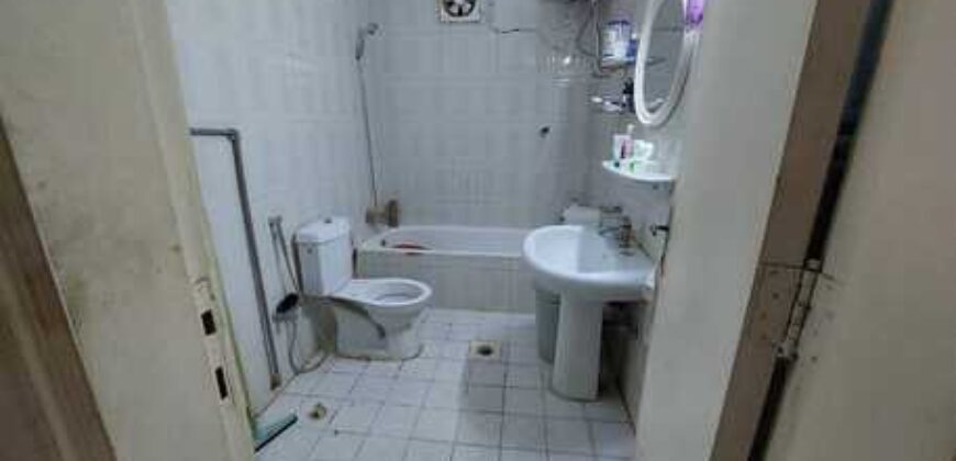 Spacious Furnished 2BR Family Flat for Transfer in Al Malaz – SAR 19,000/Year