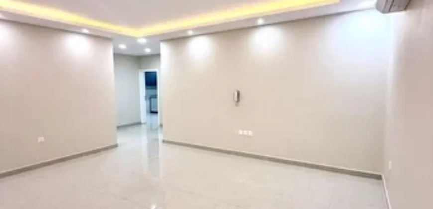 2bhk for rent On Al-Jabal Street in Jubail rent 2700 Month