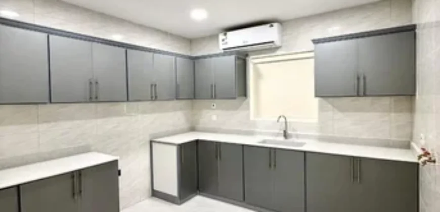 2bhk for rent On Al-Jabal Street in Jubail rent 2700 Month