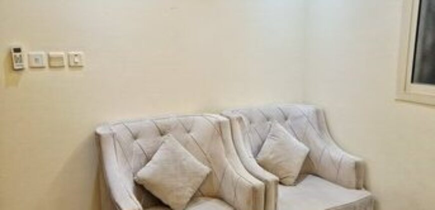 Furnished 2BHK Family Flat in Malaz Near GOSI Station – SAR 3,500/month