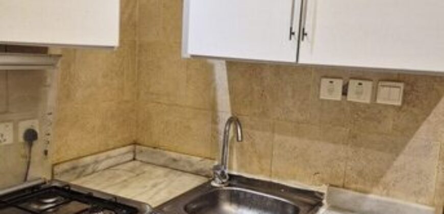 Furnished 2BHK Family Flat in Malaz Near GOSI Station – SAR 3,500/month