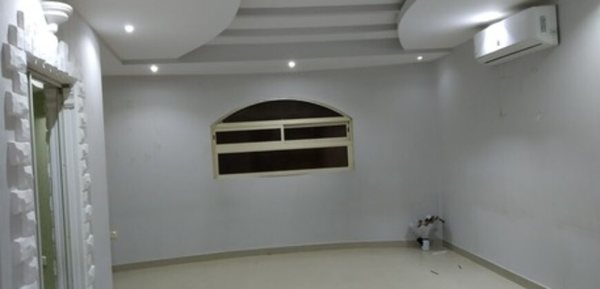 2BHK Flat First Floor Near Dallah Namar Hospital – SAR 22,000/Year