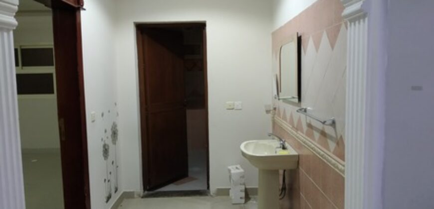 2BHK Flat First Floor Near Dallah Namar Hospital – SAR 22,000/Year