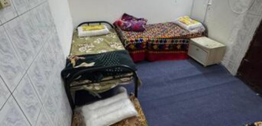 Bed Space Available for Rent in Front of Manfouha Metro Station – SAR 400/Month