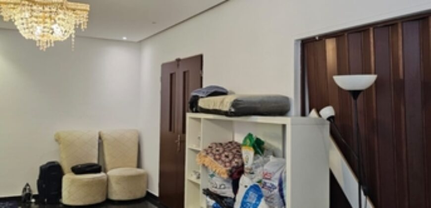 Bed Space in Furnished Apartment in Jeddah – SAR 600/Month